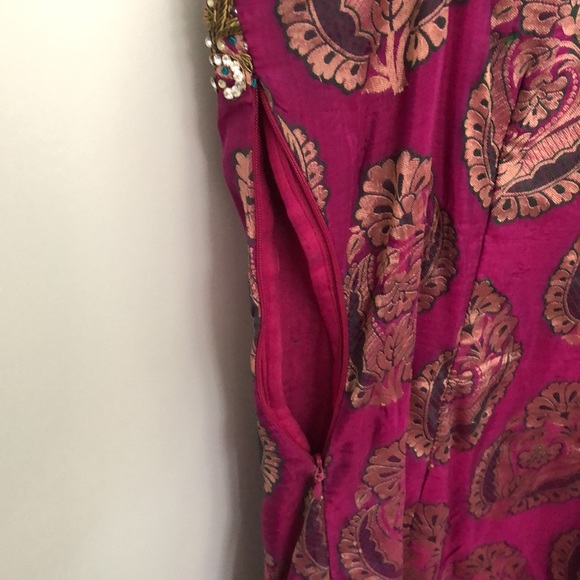 Fushia Indian Suit Size small - Picture 5 of 7